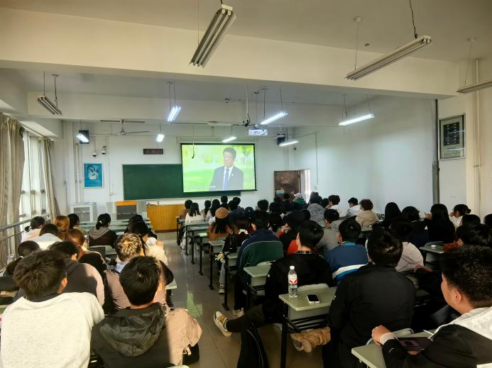 深耕理论强素养 专业领航启新篇